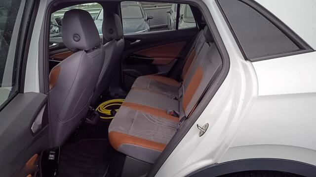 Volkswagen ID.4 First 77 kWh 2e-Eig. & Keurig-Onderh. BOVAG-Garantie. NL-Auto.