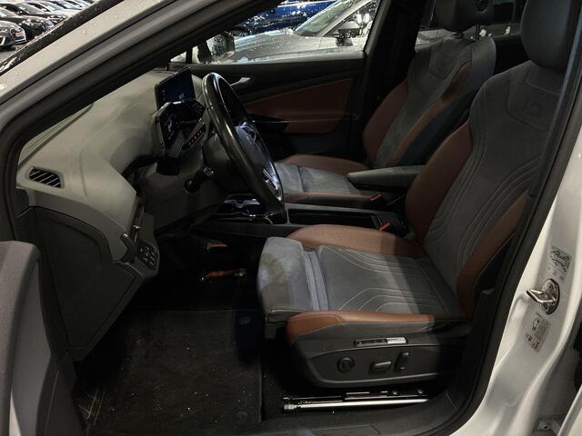 Volkswagen ID.4 204pk Max 77 kWh · Warmtepomp · Panoramadak · 360 Camera · Elek. Trekhaak · Elek. Achterklep · 21'' Inch ·