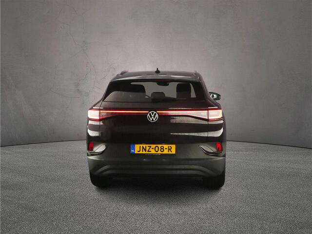 Volkswagen ID.4 Limited Edition 170pk Automaat Adaptive cruise control, Achteruitrijcamera, Navigatie, Stoelverwarming, Parkeersensoren, Stuurwiel verwarmd, App connect, LED koplampen
