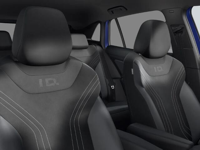 Volkswagen ID.4 Limited Edition 52 kWh accu 170 PK · Achteruitrijcamera · Draadloze telefoonlader · Sfeerverlichting · Voorstoelen verwarmd ·