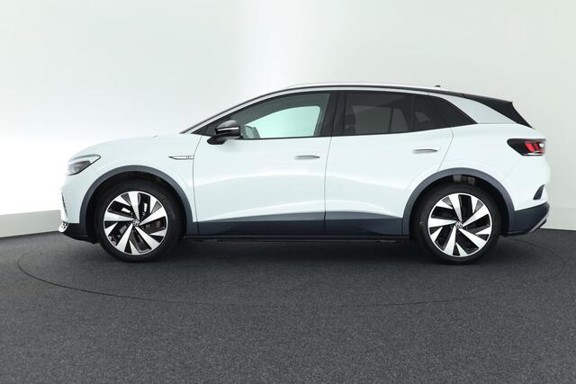 Volkswagen ID.4 First 204pk 77 kWh Trekhaak Camera Stoelverwarming Navigatie