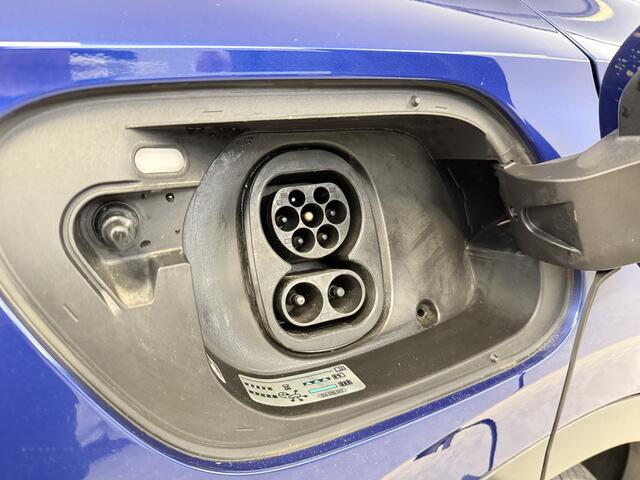 Volkswagen ID.4 First Max 77 kWh | SOH 88% | Snelladen | Pano | HuD | Virtual | IQ Lights | 360° | Memory | Sfeer | Stoel/Stuur verw. | Adap. Cruise | Carplay | NAP