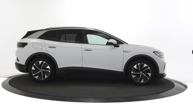 Volkswagen ID.4 Pro 77 kWh Trekhaak / Navigatie / SOH 96%/ Adpt Cruise / Winterpack enz
