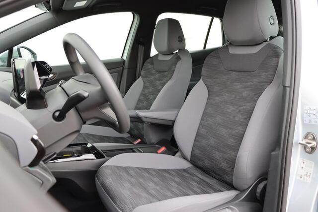 Volkswagen ID.4 Pure 52 kWh 148pk | SOH 95,6% | Carplay | Parkeersensoren