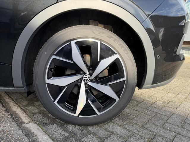 Volkswagen ID.4 GTX 4Motion 77 kWh 300PK | SOH 89% | WARMTEPOMP | HEADUP DISPLAY | ACC CRUISE CONTROLE | ELECTRISCHE TREKHAAK | MATRIX-LED-KOPLAMP (IQ.LIGHT) | STOEL + STUURWIELVERWARMING | RIJKLAAR GELEVERD MET 12 MND BOVAG GARANTIE