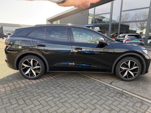 Volkswagen ID.4 GTX 4Motion 77 kWh 300PK | SOH 89% | WARMTEPOMP | HEADUP DISPLAY | ACC CRUISE CONTROLE | ELECTRISCHE TREKHAAK | MATRIX-LED-KOPLAMP (IQ.LIGHT) | STOEL + STUURWIELVERWARMING | RIJKLAAR GELEVERD MET 12 MND BOVAG GARANTIE