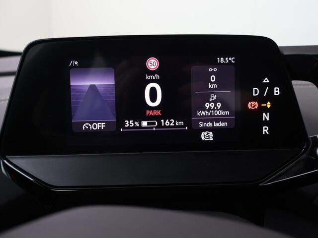 Volkswagen ID.4 Pro 77 kWh | 204 PK | Climate control | Navigatiesysteem | Voorstoelen verwarmd | 20"LM velgen |