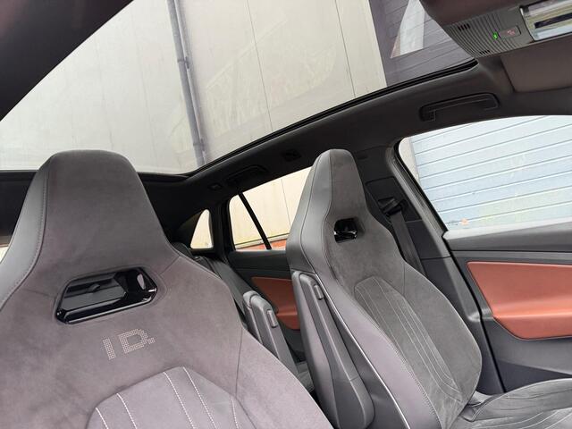 Volkswagen ID.4 Max 77 kWh 204 PK ? Warmtepomp ? Pano ? Velours