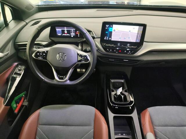 Volkswagen ID.4 First 77 kWh Warmtepomp / Navigatie / Camera / Haak+ / 21'' LMV