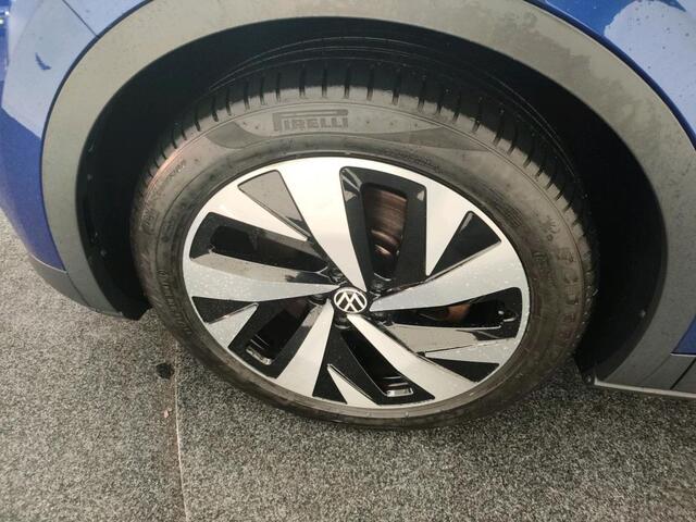 Volkswagen ID.4 First 77 kWh Warmtepomp / Navigatie / Camera / Haak+ / 21'' LMV