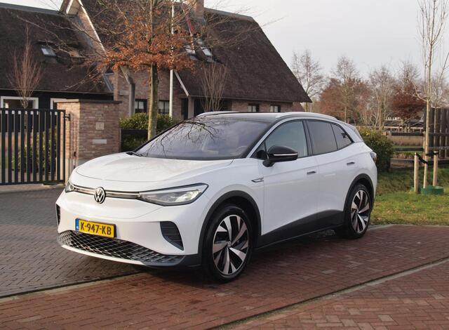 Volkswagen ID.4 First 77 kWh | SOH 90 % | Camera | Trekhaak | Sfeerverlichting | Apple Carplay |