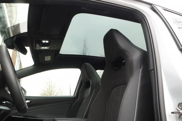 Volkswagen ID.4 Pro 210 kW Panoramadak, Sportstoelen, Trekhaak
