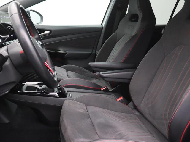 Volkswagen ID.4 GTX 4Motion 77 kWh 299PK Aut. SOH 93%, Trekhaak, 21" LM Velgen, Head-Up Display, Memorystoelen, Side Assist, Matrix LED-Verlichting, Keyless, Stoel-Stuurverwarming
