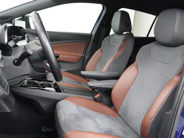 Volkswagen ID.4 First 77 kWh | SOH 90% | Stoel & stuurverwarming | Adaptive cruise | Camera | Carplay | Half leder | Navigatie | 20'' | Full LED | Keyless | Climate control | Sfeerverlichting