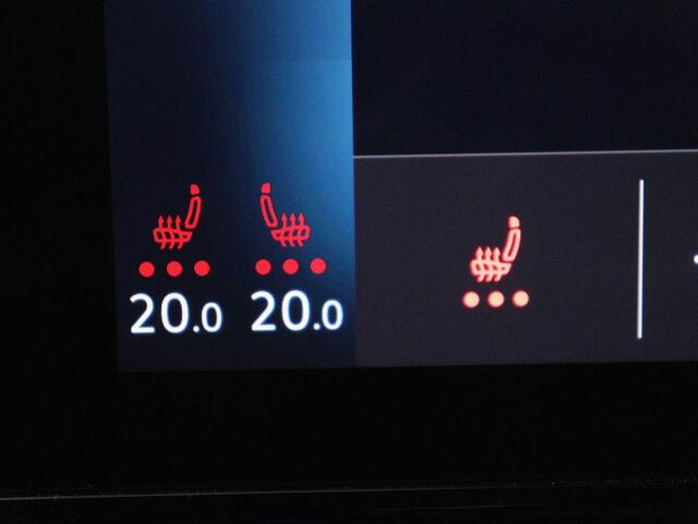 Volkswagen ID.4 First 77 kWh | SOH 90% | Stoel & stuurverwarming | Adaptive cruise | Camera | Carplay | Half leder | Navigatie | 20'' | Full LED | Keyless | Climate control | Sfeerverlichting