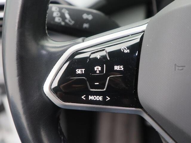 Volkswagen ID.4 Pro 204 Pk 77 kWh | Trekhaak | Stoelverwarming | Adaptive Cruise | CarPlay | Full LED | 19 Inch