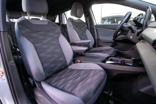 Volkswagen ID.4 Pro 77 kWh | All Season banden | 19" LMV | Carplay |