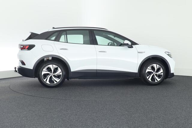 Volkswagen ID.4 Pure 52 kWh SOH 92% Trekhaak Navigatie Parkeersensoren Adaptive Cruise Apple CarPlay/Android Auto