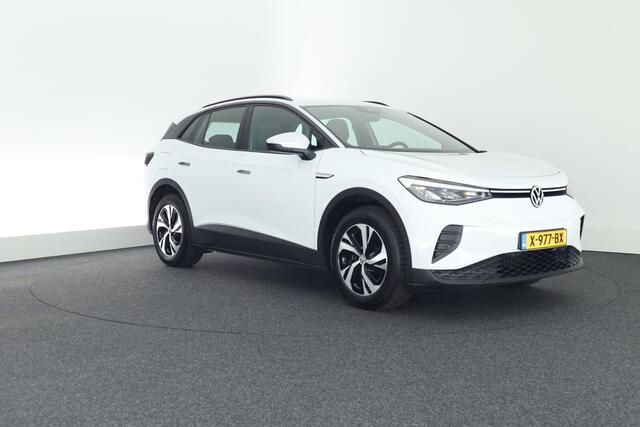 Volkswagen ID.4 Pure 52 kWh SOH 92% Trekhaak Navigatie Parkeersensoren Adaptive Cruise Apple CarPlay/Android Auto