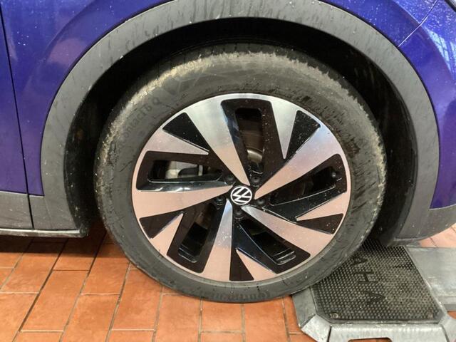 Volkswagen ID.4 Pro 77 kWh 204 PK Pro Performance Warmtepomp Trekhaak 20 Inch Matrix Led Koplamp Navigatie ACC Verwarmd Stuurwiel