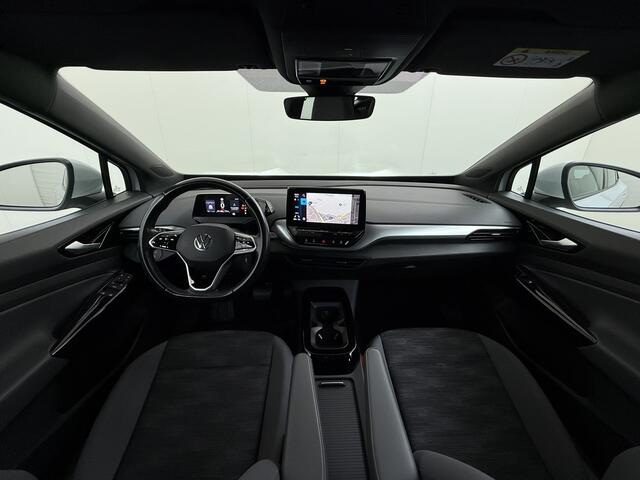 Volkswagen ID.4 SOH 91% Trekhaak Adap.Cruise Navi Ecc Apple Carplay Android Auto Stoelverwarming Voorruitverwarming Led Lmv 18" Isofix DAB Front Assist Bluetooth Rijstrooksensor Verkeersbord detectie 55kWh 1.000KG Trekgewicht Origineel Nederlandse Auto