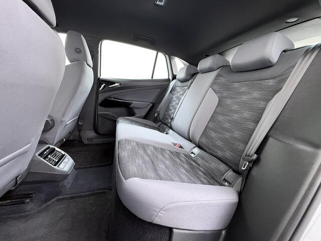 Volkswagen ID.4 SOH 91% Trekhaak Adap.Cruise Navi Ecc Apple Carplay Android Auto Stoelverwarming Voorruitverwarming Led Lmv 18" Isofix DAB Front Assist Bluetooth Rijstrooksensor Verkeersbord detectie 55kWh 1.000KG Trekgewicht Origineel Nederlandse Auto