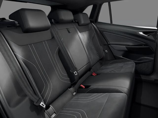 Volkswagen ID.4 Pro Limited Edition Plus 77 kWh accu 286 pk · Achteruitrijcamera · Draadloze telefoonlader · Multimedia Pakket Plus · Trekhaak, elektrisch uitklapbaar ·