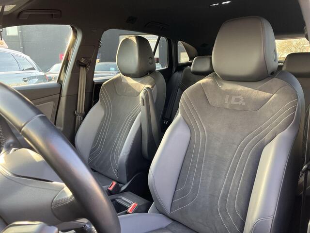 Volkswagen ID.4 Pro 77 kWh /204PK · Trekhaak · Camera + Parkeersensoren · Apple/Android Car Play · Stoel & Stuur verwarming ·