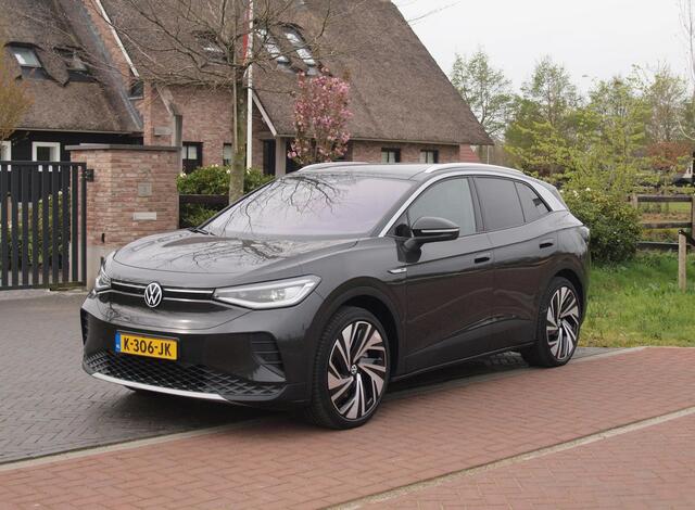 Volkswagen ID.4 First Max 77 kWh | Panoramadak | Heads-Up Display | 360 Camera | Trekhaak | Sfeerverlichting |