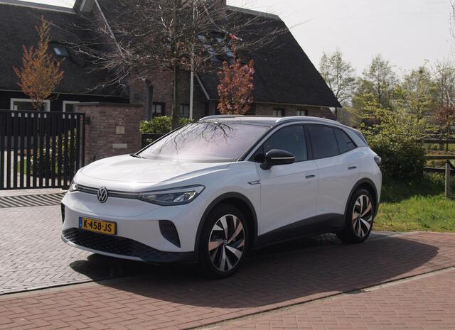Volkswagen ID.4 First 77 kWh | Camera | Trekhaak | Sfeerverlichting | ACC | Apple Carplay |