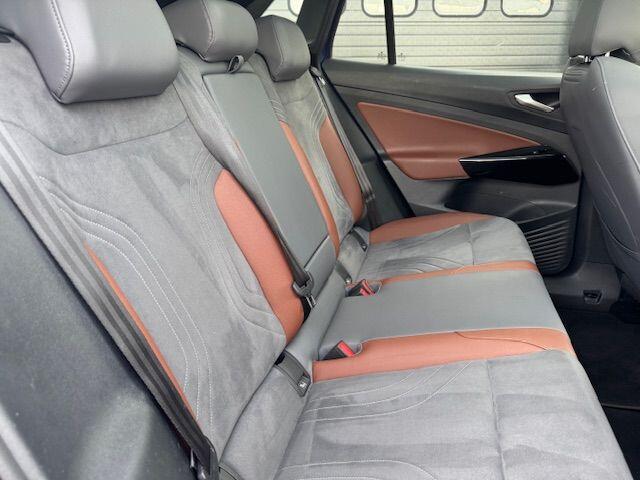 Volkswagen ID.4 First 77 kWh SOH 89.8% 127.000km Airco/ECC,Navigatie,Panoramadak,Camera