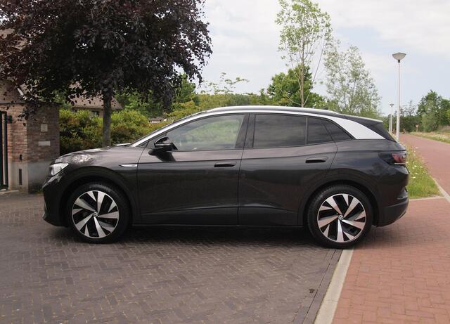 Volkswagen ID.4 First 77 kWh | Camera | Warmtepomp | Sfeerverlichting | Apple Carplay | NL-Auto |