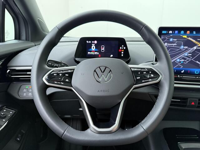 Volkswagen ID.4 Pro Limited Edition Plus 77 kWh accu 286pk | Assistance Plus pakket met o.a. Area View, Travel Assist en Trained Park Assist | Trekhaak wegklapbaar | Panoramadak | LED Matrix | Elektr. achterklep |
