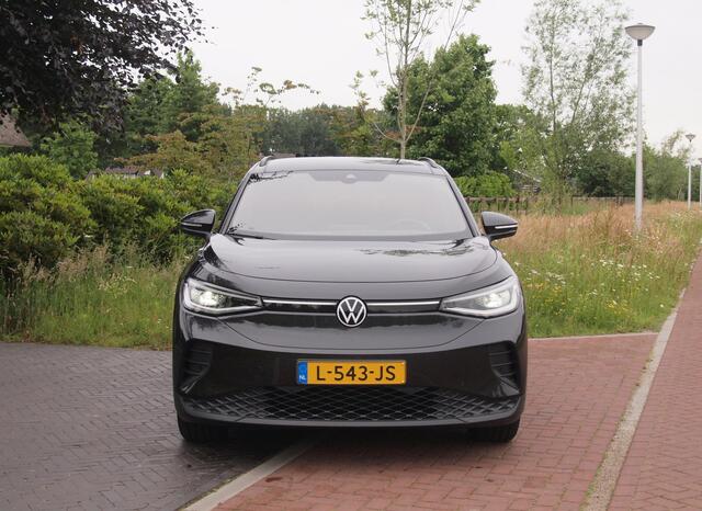 Volkswagen ID.4 Family 77 kWh | Panoramadak | Trekhaak | Sfeerverlichting | Camera | Apple Carplay |