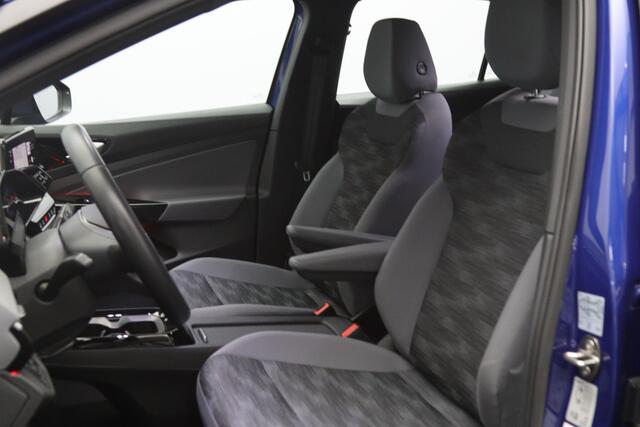 Volkswagen ID.4 Life 77 kWh 204 PK, SOH 92 %, Adap. Cruise Control, Warmtepomp, Carplay, Navigatie, Winterpakket