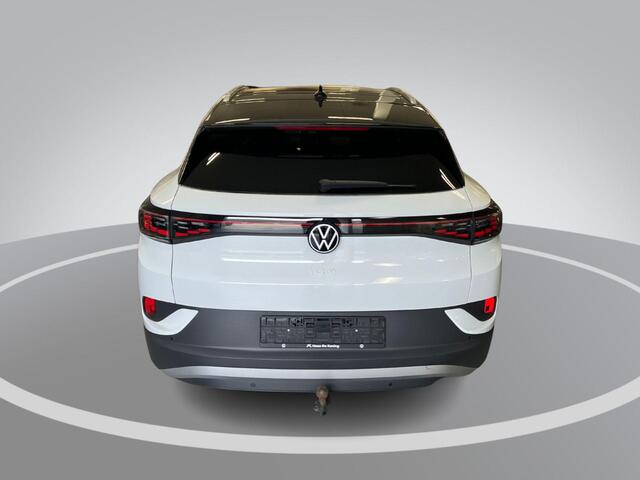 Volkswagen ID.4 Pro 77 kWh 174pk · Panoramadak · Inklap. Trekhaak · Warmtepomp · Matrix LED · Stuur- & Stoelverwarming · Apple/Android Car Play ·