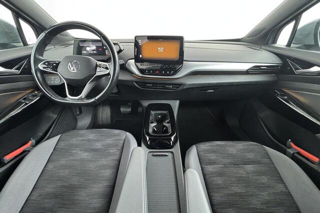 Volkswagen ID.4 LIFE 77 KWH (90% SOH) I TREKHAAK I WARMTEPOMP I STOELVERWARMING I APPLE CARPLAY I ANDROID AUTO