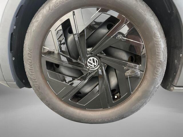 Volkswagen ID.4 204pk Pro Advantage 77 kWh · SOH 96,9% · Warmtepomp · Apple/Android Car Play · Wegklapbare Trekhaak · P-Sensoren · 19'' Inch ·