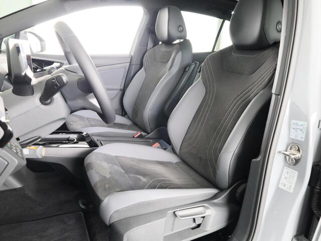 Volkswagen ID.5 Pro Business 77 kWh accu, 210 kW / 286 pk SUV Elek | 360 Camera | Led matrix | Navigatie | Elektrische Achterklep | Panoramdak | Stoelverwarming |