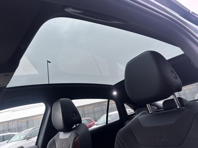 Volkswagen ID.5 Pro 77 kWh | Memory | HUD | Camera | Trekhaak | BTW