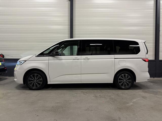 Volkswagen MULTIVAN 1.4 eHybrid L2 Bulli 6P. IQ-LIGHT/TREKHAAK/EL.SCHUIFDEUREN+SCHUIFRAMEN/VIRTUAL/CARPLAY/STOELVERWARMING/PRIVACY/17"/ELECTR.A.KLEP/LANG 2/ABSOLUTE NIEUWSTAAT/PRIJS IS INCL. BTW