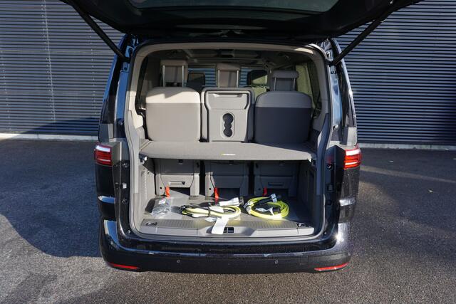 Volkswagen MULTIVAN 1.5 TSI eHybrid 4Motion | DSG | 7 Zitplaatsen | Climatronic 3-Zone | Discover Pro | LED Matrix | Panorama Dak | Nieuw