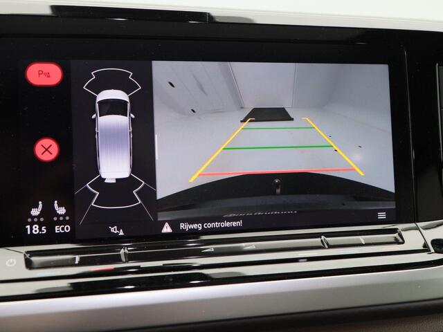 Volkswagen MULTIVAN 1.4 eHybrid L2 Bulli Edition | 7-Persoons | Panoramadak | Trekhaak | Adaptive Cruise | Carplay | Camera | Navigatie | Stoelverwarming | 18 inch | 35.946 Km!!