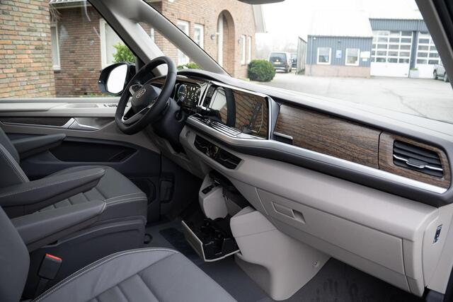 Volkswagen MULTIVAN Lang 1.5I PHEV Style L2 4-Motion Panoramadak Leder Trekhaak Area view