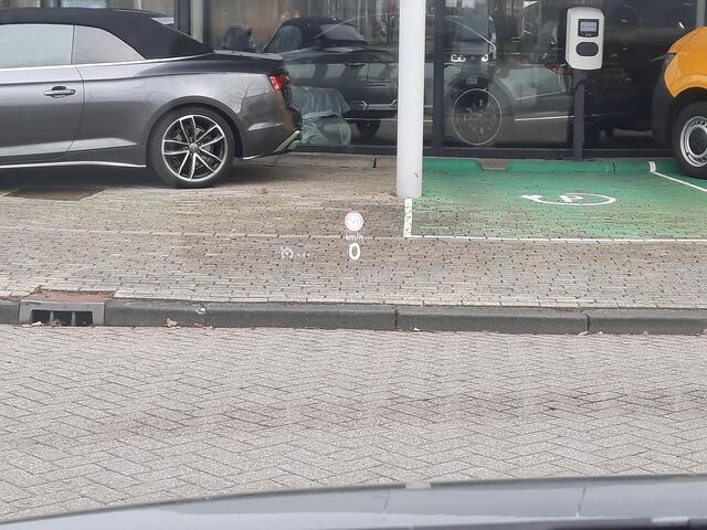 Volkswagen MULTIVAN T7 eHybrid DSG 7p (Trekhaak,Camera,Headup,Elek.schuifd)