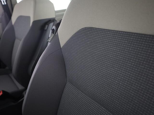 Volkswagen MULTIVAN 1.5 eHybrid L2 Economy Business 4Motion