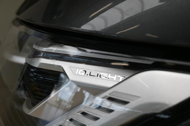 Volkswagen MULTIVAN 1.4 eHybrid 218pk L2H1 Energetic | Leder | IQ. Light | Trekhaak | Pano | 100% (Dealer) onderhouden label