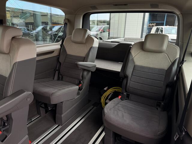 Volkswagen MULTIVAN 1.4 eHybrid L2H1 VIP Style | Elek. Trekhaak | ACC | Lane Assist | Apple Carplay | Elek. Schuifdeuren | Stoel\Stuurverwarming |