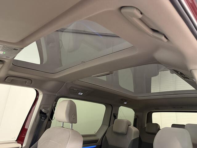 Volkswagen MULTIVAN 1.4 eHybrid Life 7p. PANO/TREKHAAK/H&K/EL.SCHUIFDEUREN/IQ-LIGHT/ACC/KEYLESS/CAMERA/17"BLACK/EL.A.KLEP/TWO-TONE FORTANA RED-DEEP BLACK/NET BEURT GEHAD BIJ VW DEALER