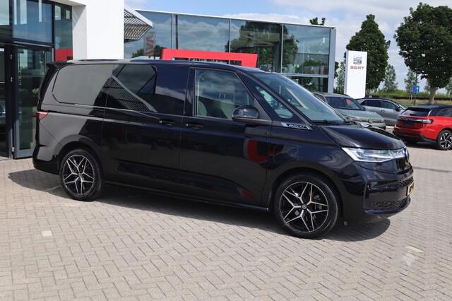 Volkswagen MULTIVAN 1.5 eHybrid L2 Bulli Edition 4Motion Harman & Kardon leder / alcantara 7p Head up area view easy open elektrische achterklep DCC adaptief onderstel 4 x stoelverwarming travel assist 90% privacy glas 19" LMV parkeerpakket plus NL auto 48 mnd 100.000km gara
